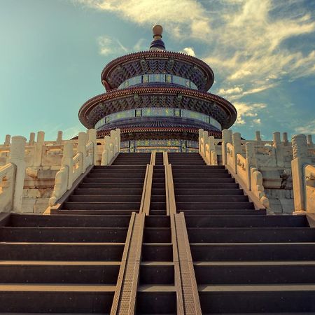 Nostalgia Hotel Beijing Guozijian Ghost Street - Near Beijing Lama Temple, Beihai Park, Jingshan Park, Drum Tower, Houhai Bar Street, Tian'Anmen Square, Located In Beijing Traditional Hutongs, 5 Minutes Away From Beixinqiao Metro Station Екстериор снимка