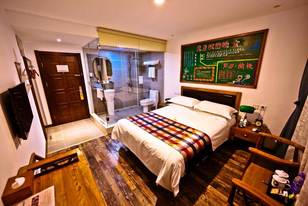 Nostalgia Hotel Beijing Guozijian Ghost Street - Near Beijing Lama Temple, Beihai Park, Jingshan Park, Drum Tower, Houhai Bar Street, Tian'Anmen Square, Located In Beijing Traditional Hutongs, 5 Minutes Away From Beixinqiao Metro Station Екстериор снимка